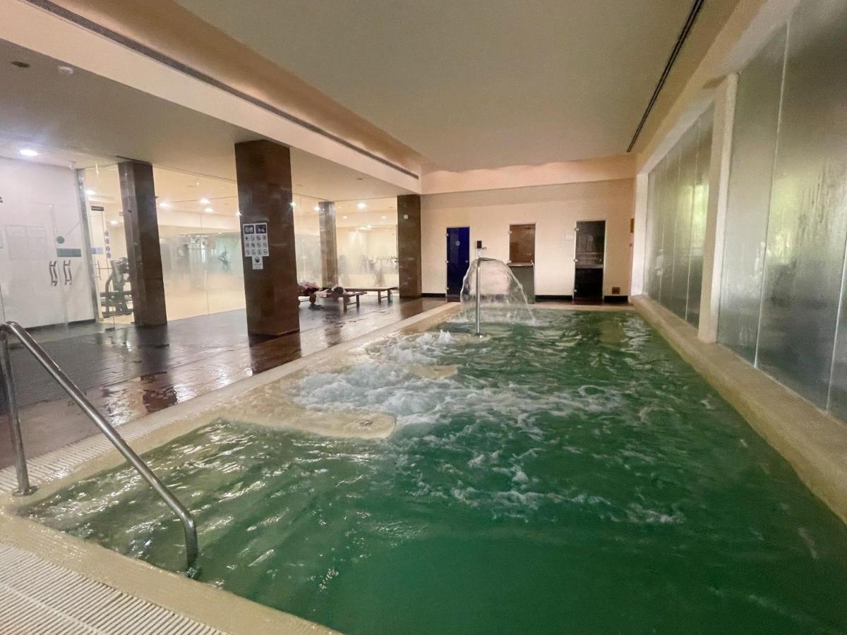 Luxurious 2 Bedroom Apartment With Spa Facilities Benahavís Exteriör bild